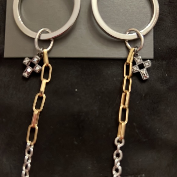 ALL SAINTS Two toned hoop earring with cross - Picture 5 of 5